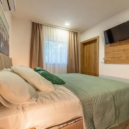 Villa Zora, Starigrad Paklenica,