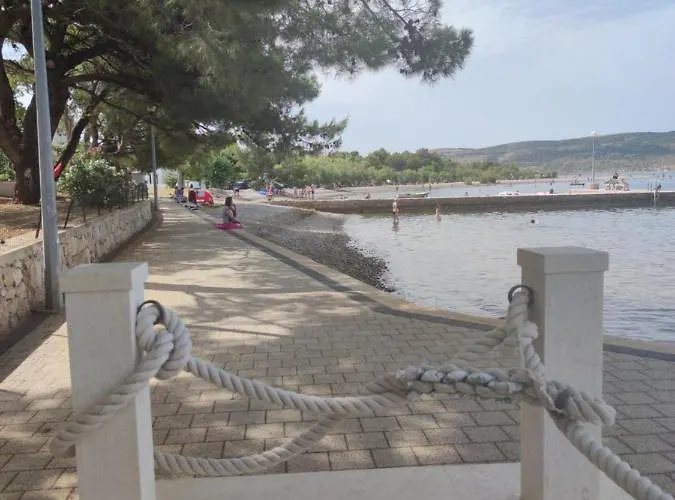 Zora, Starigrad Paklenica, 别墅