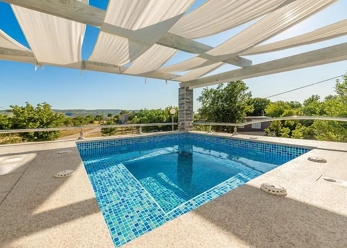 Willa Zora, Starigrad Paklenica, Seline